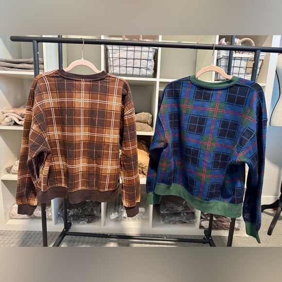 Women’s Jordan plaid crewneck sweatshirts - Picture 6 of 6